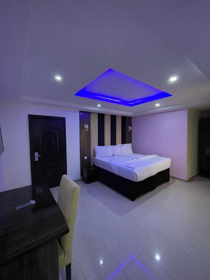 Alluring View Hotel - Allen Avenue Lagos Dış mekan fotoğraf