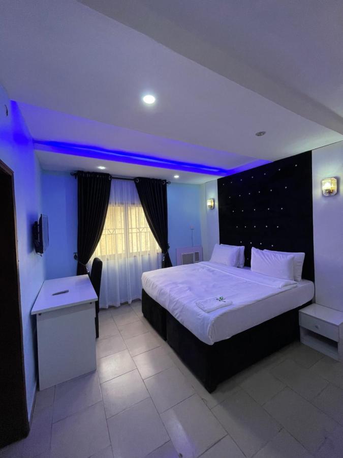 Alluring View Hotel - Allen Avenue Lagos Dış mekan fotoğraf